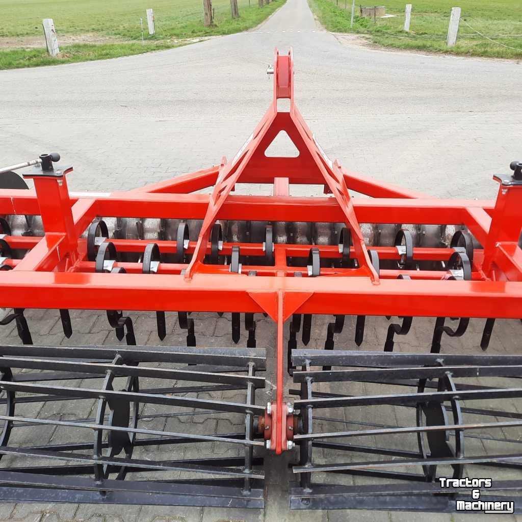 Seedbed combination GRS Vento VT33FR-PW50 zaaibedbereider, grondverkruimelaar