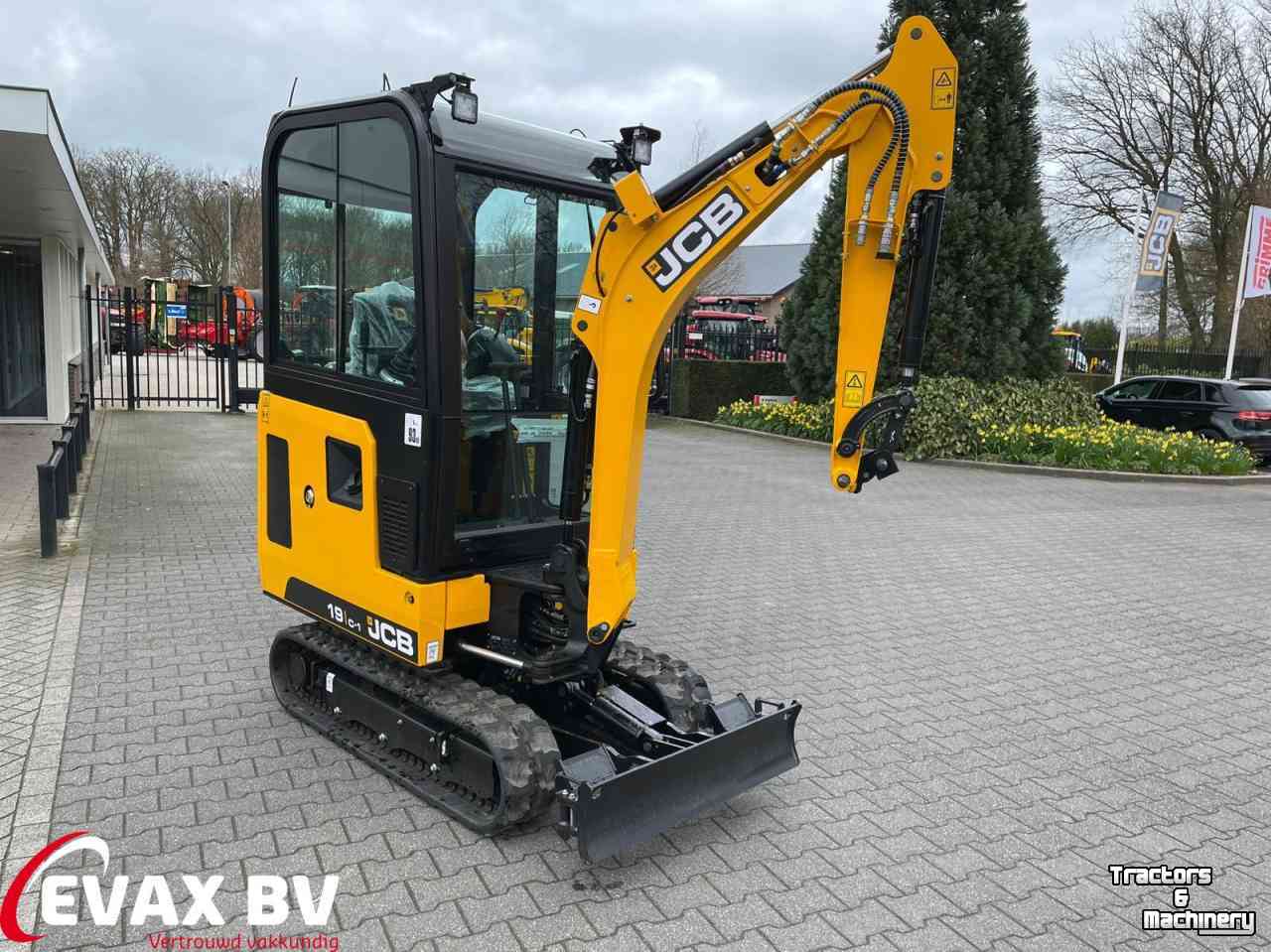 Excavator tracks JCB 19C-1