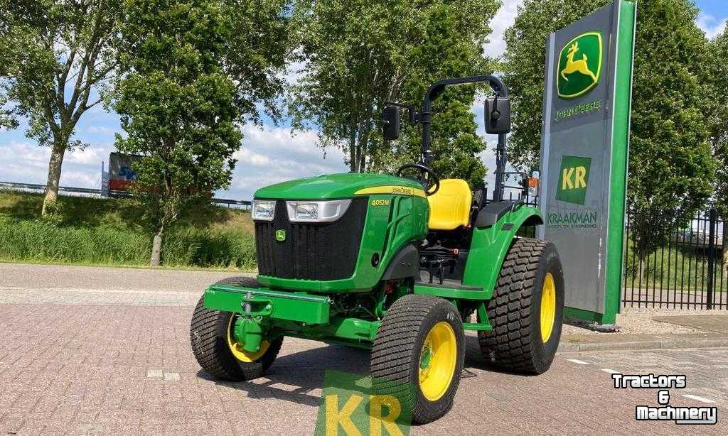 Horticultural Tractors John Deere 4052 M Compacte Tractor Traktor