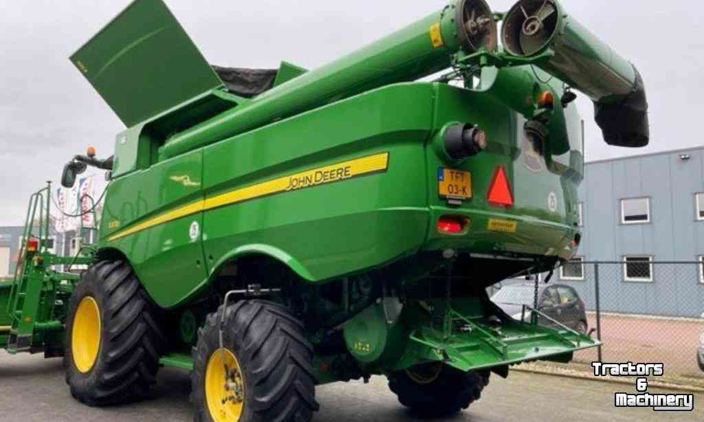 Combine John Deere S670i