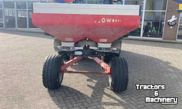 Fertilizer spreader Vicon RO-M Kunstmeststrooier op Wielstel