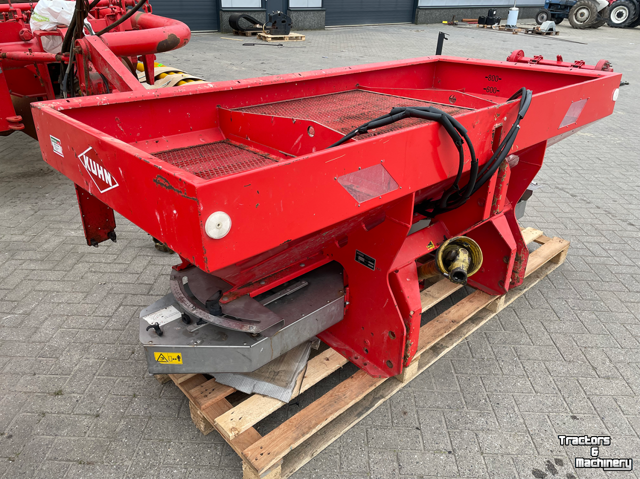 Fertilizer spreader Rauch Alpha 1141