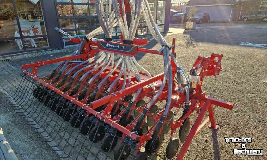 Seed drill Kverneland DF1 Zaaimachine