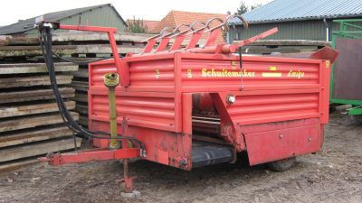 Silage-block distribution wagon Schuitemaker Amigo 20