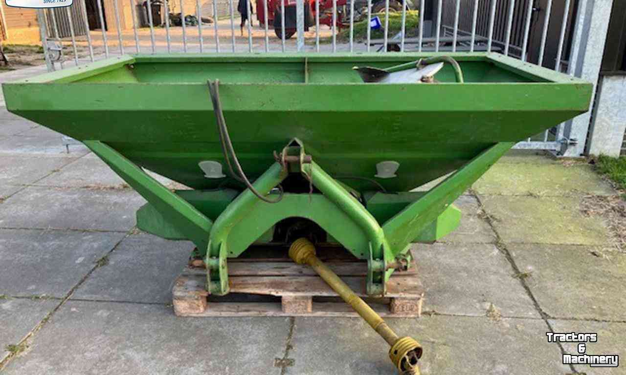 Fertilizer spreader Amazone ZA-U1001 Kunstmeststrooier