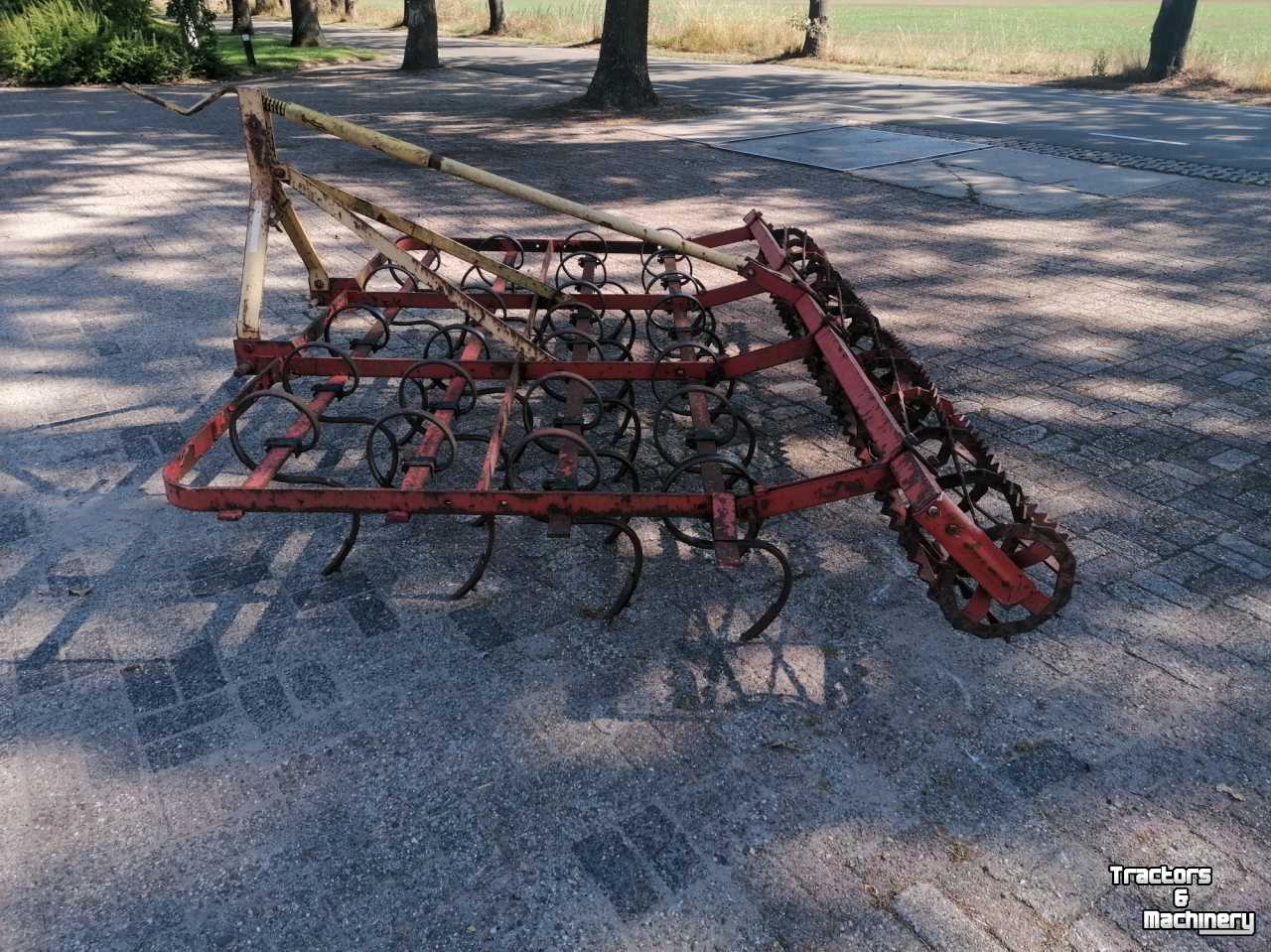 Cultivator  Triltand cultivator