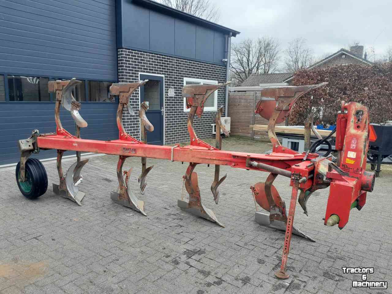 Ploughs Vogel & Noot MS 950  4 schaar ploeg