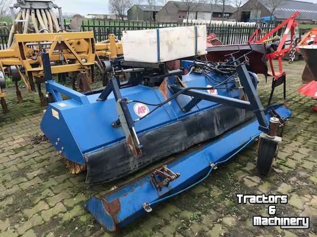 Sweeper AP Veegmachine VHZ 3000 Volvo hydraulisch