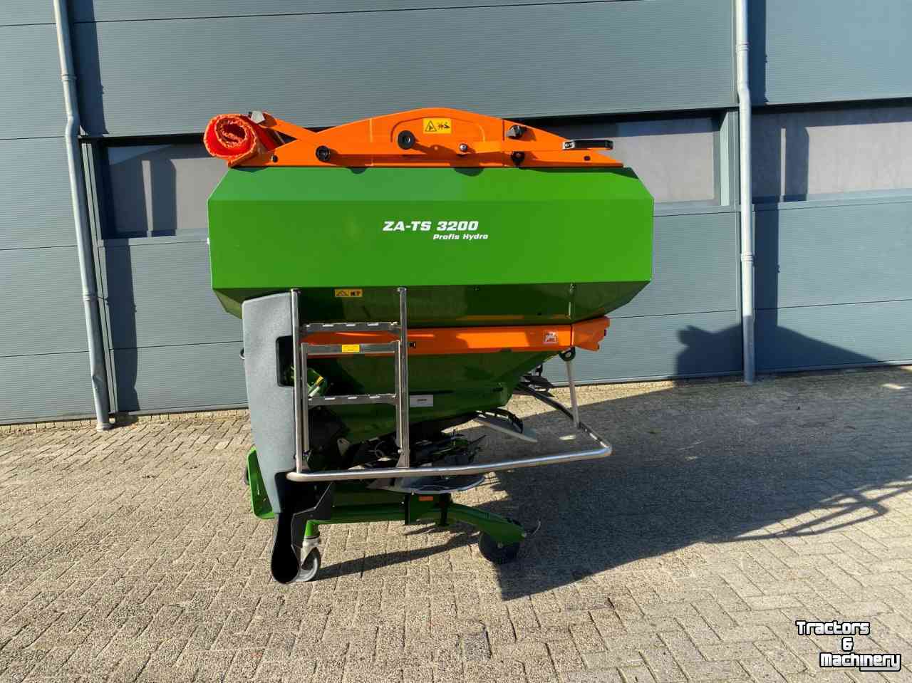 Fertilizer spreader Amazone ZA-TS 3200 Super Profis Hydro