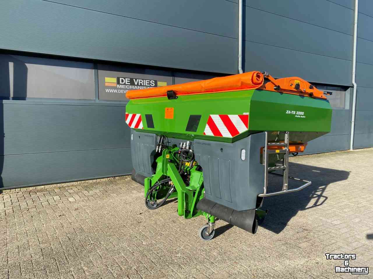 Fertilizer spreader Amazone ZA-TS 3200 Super Profis Hydro