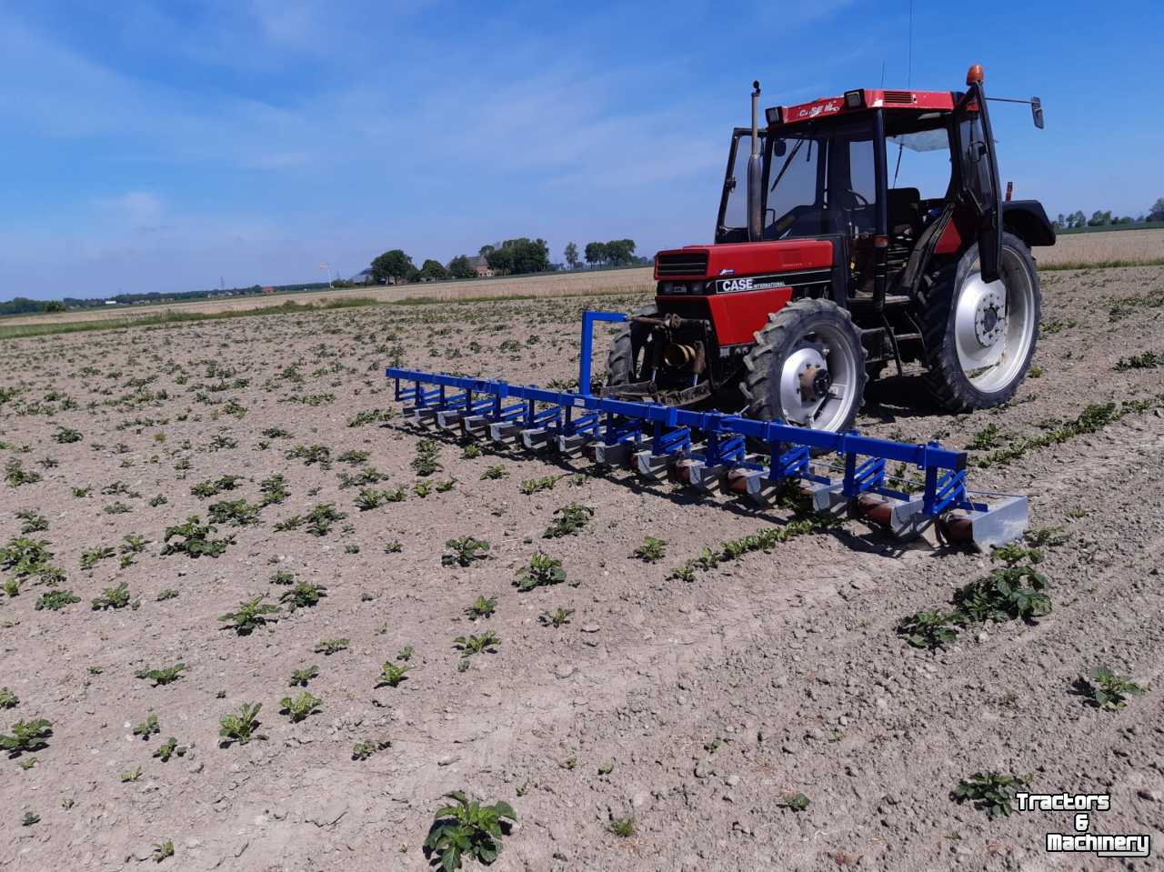 Rows sprayer  Aardappelopslag strijker | onkruidstrijker | rijenspuit