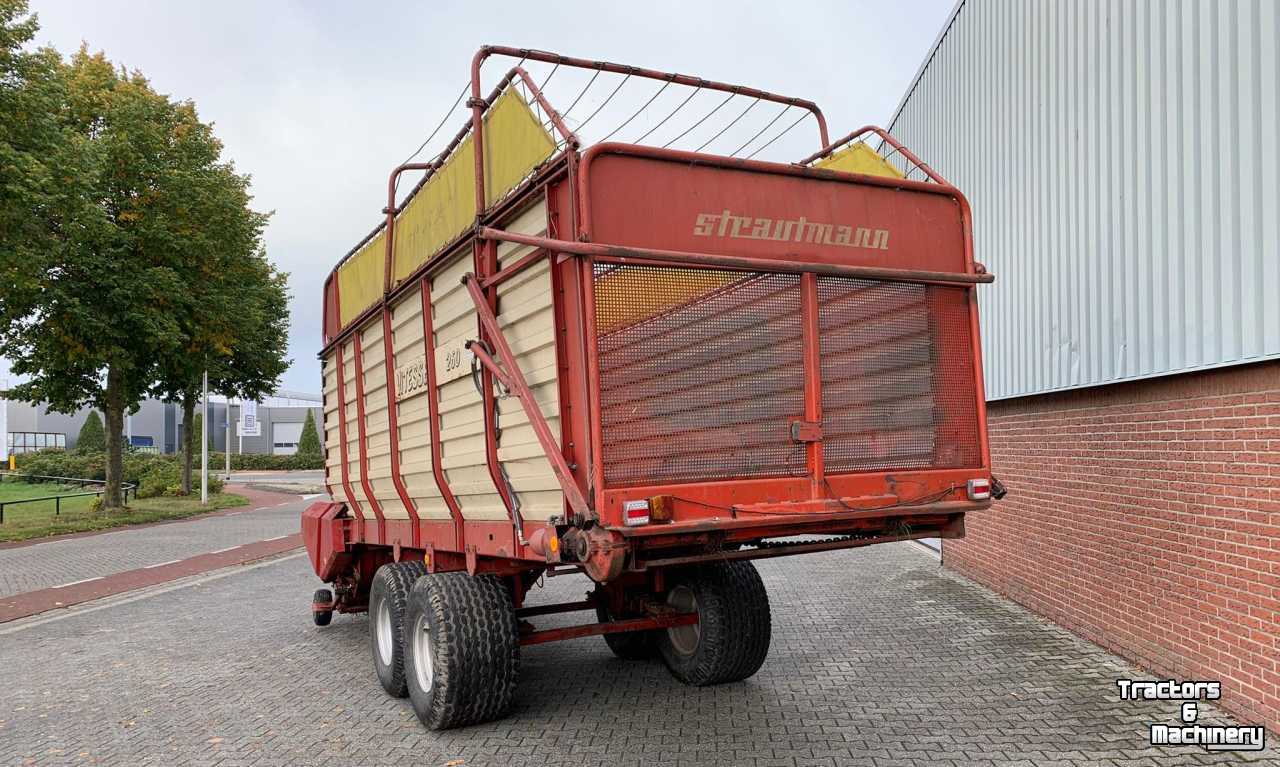 Self-loading wagon Strautmann Vitesse 260 Opraapwagen