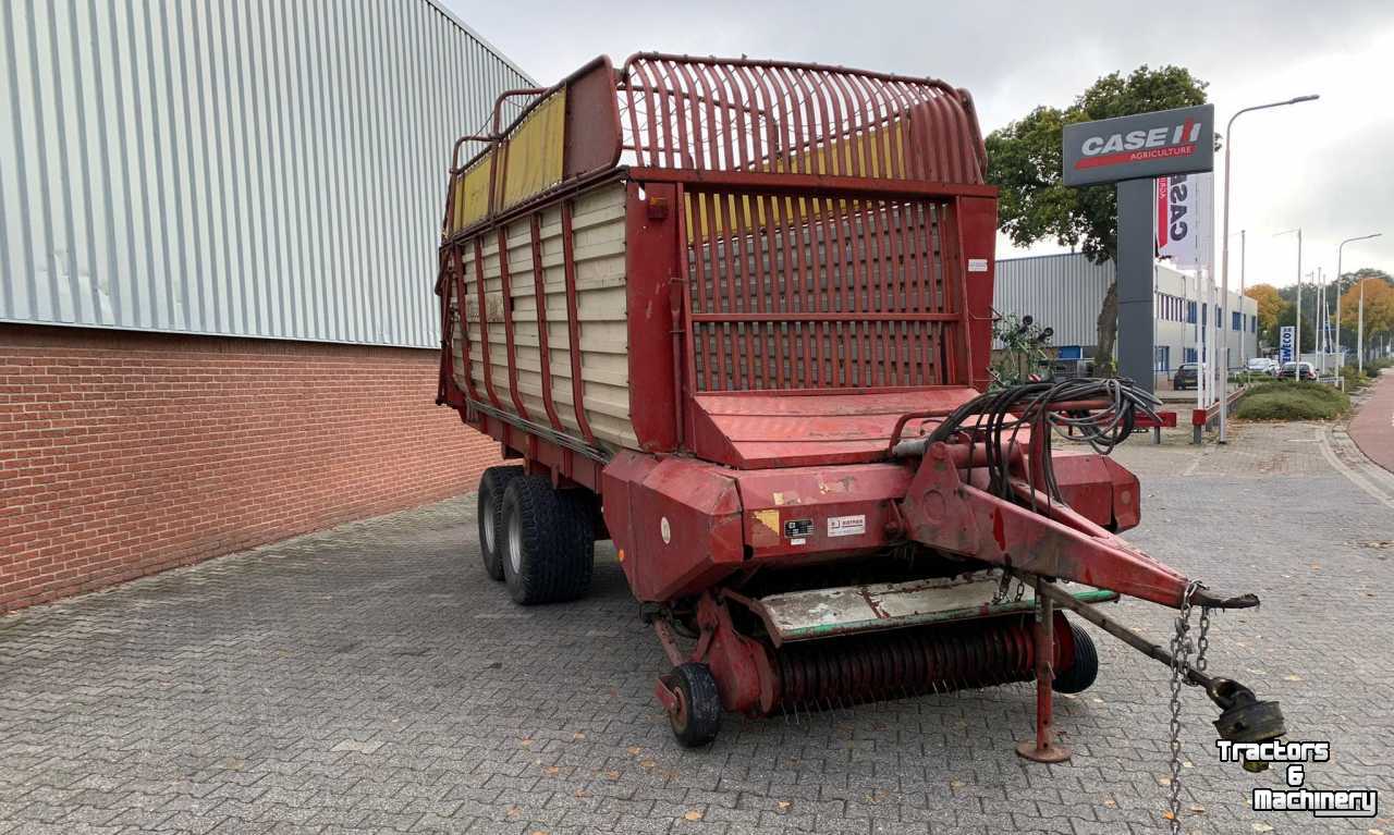 Self-loading wagon Strautmann Vitesse 260 Opraapwagen