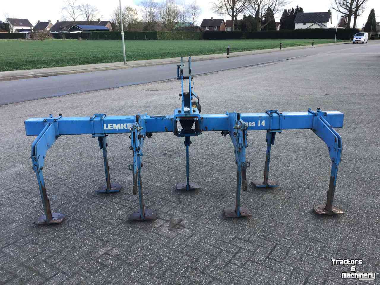 Cultivator Lemken Topas 140-9