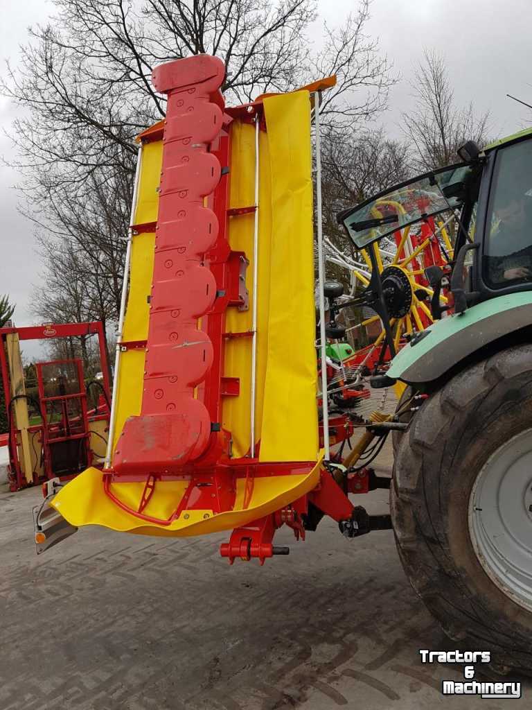 Mower Pottinger Novacat 302