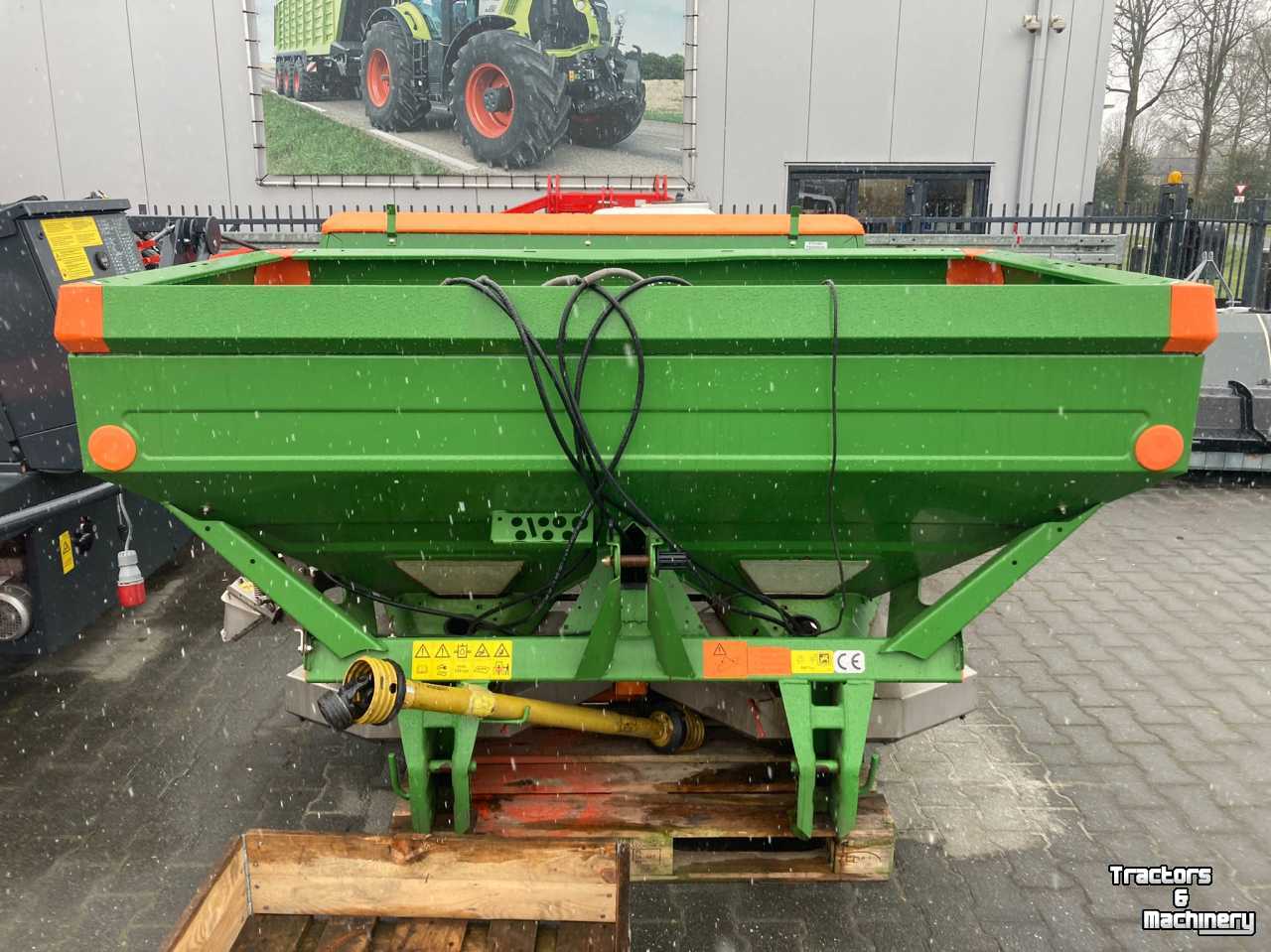 Fertilizer spreader Amazone ZAM-1500