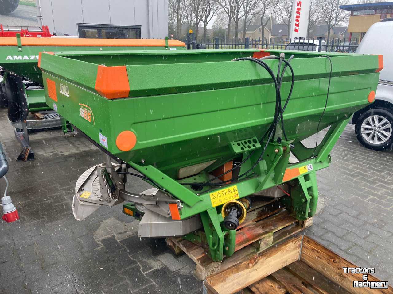 Fertilizer spreader Amazone ZAM-1500