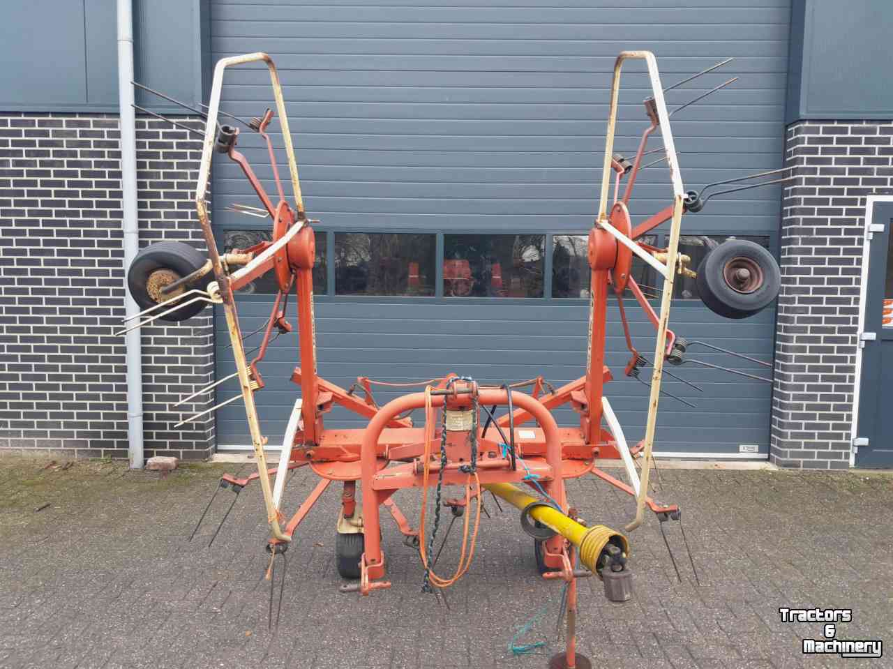 Tedder PZ Fanex 500 hooischudder