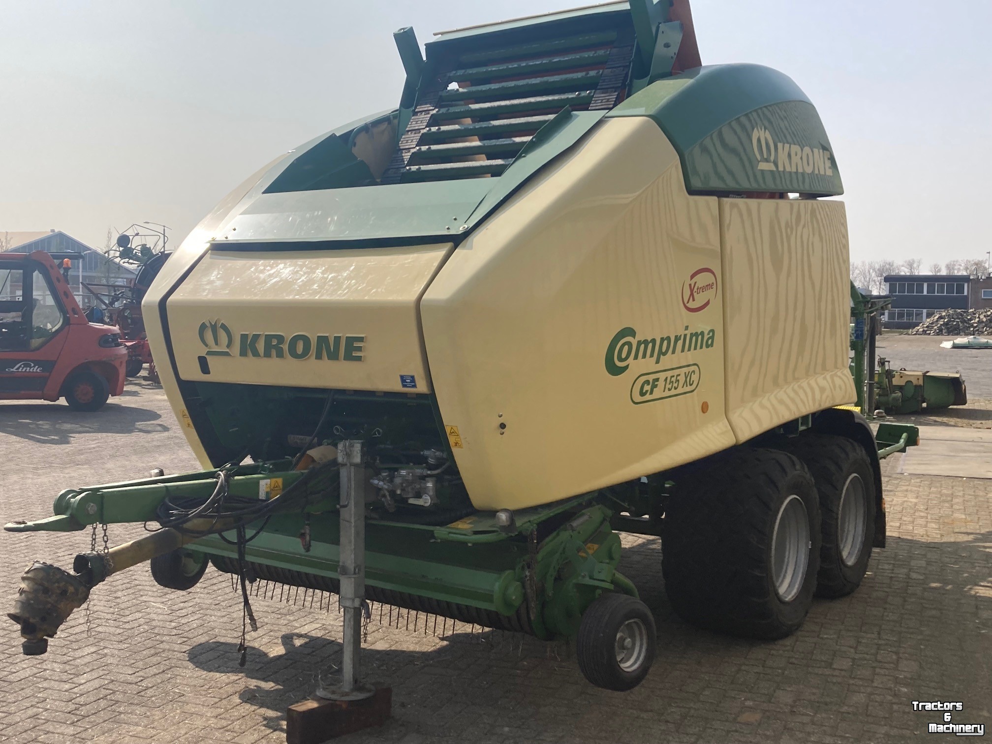 Balers Krone Comprima CF155 XC Extreme Pers Baler Presse