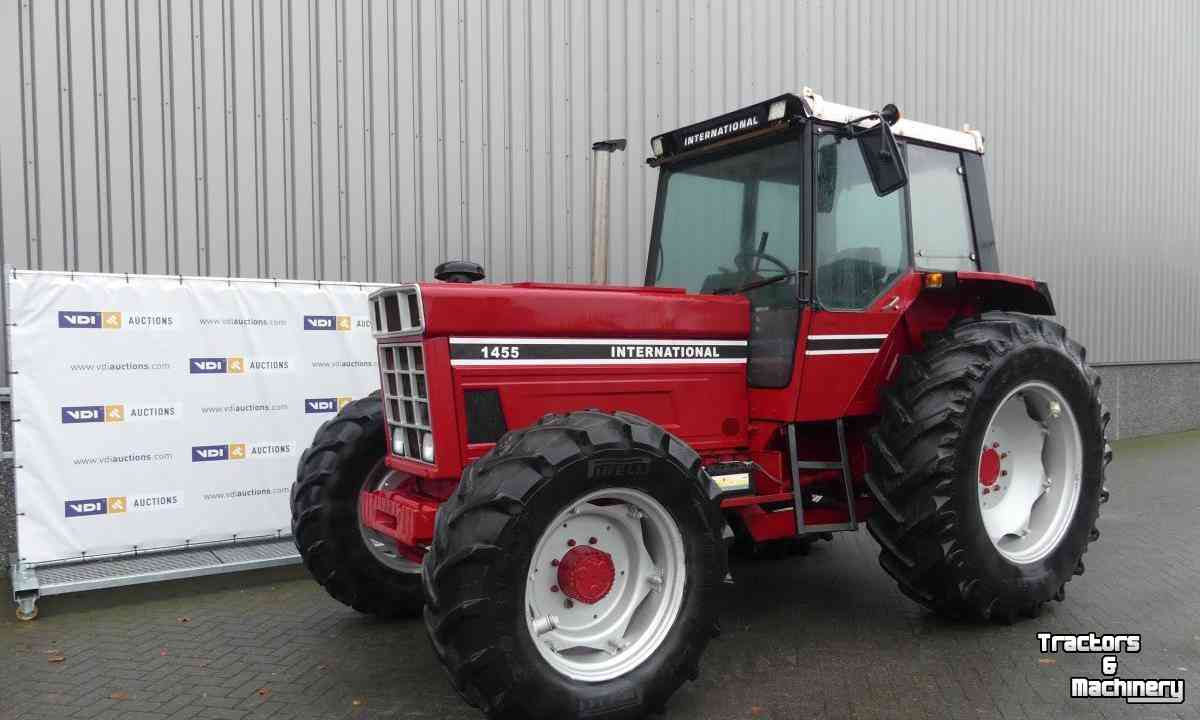 Tractors International 1455