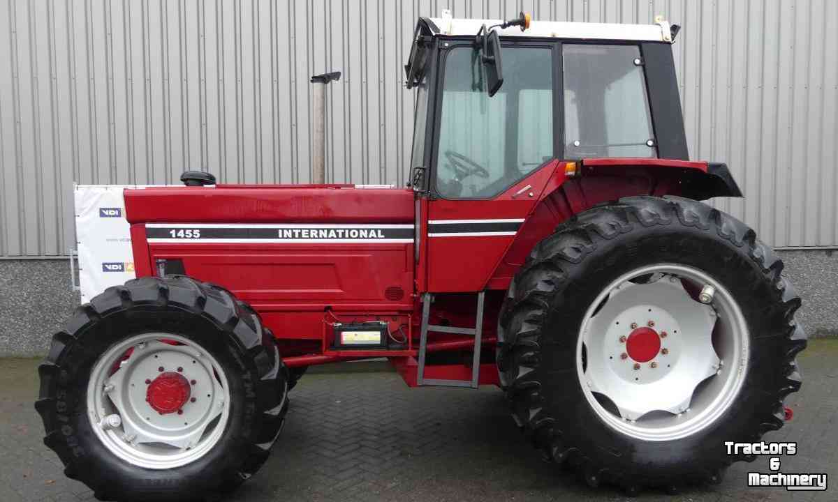 Tractors International 1455