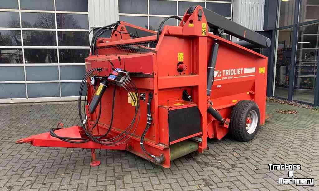 Silage grab-cutter wagon Trioliet UKW 5000 Uitkuilwagen