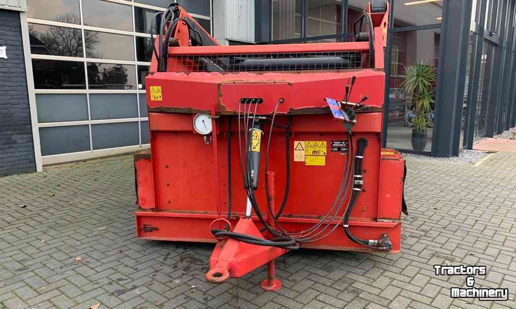 Silage grab-cutter wagon Trioliet UKW 5000 Uitkuilwagen