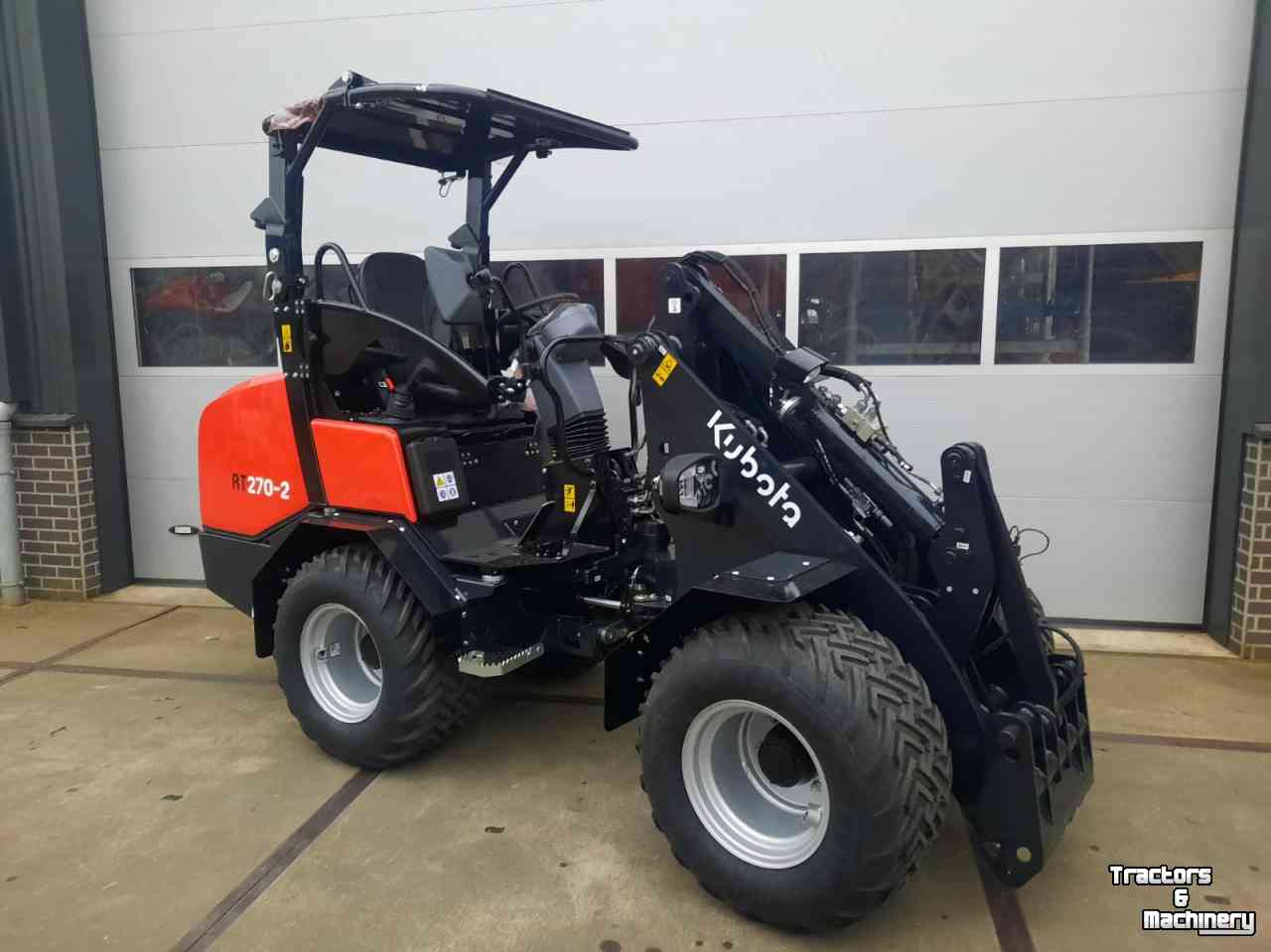 Wheelloader Kubota RT 270-2  shovel