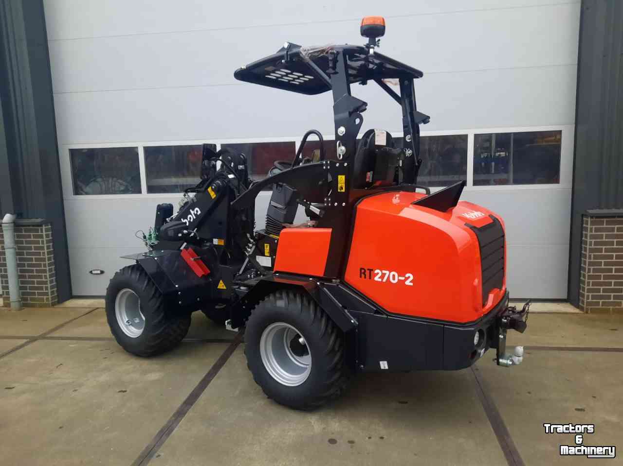 Wheelloader Kubota RT 270-2  shovel