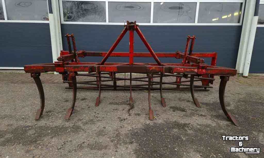 Cultivator  Vaste tand cultivator