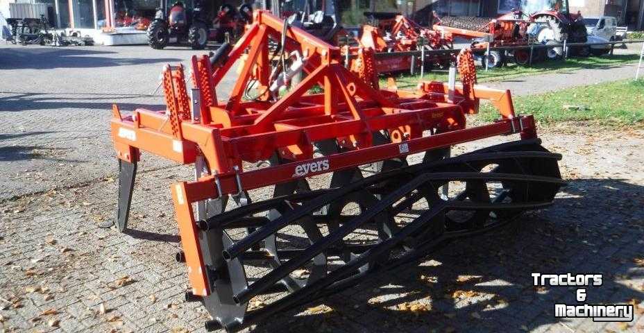 Cultivator Evers Forest LE-11B R62 Cultivator