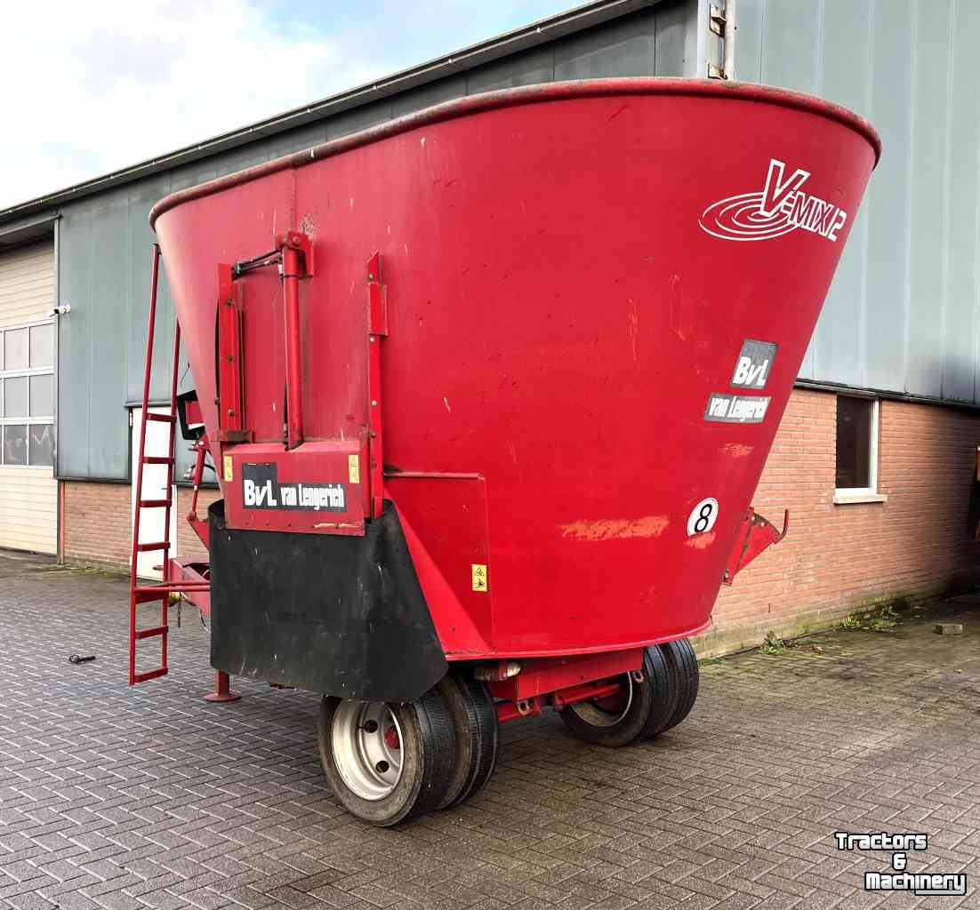 Vertical feed mixer BVL V-Mix 12 LS Voermengwagen Voermachines