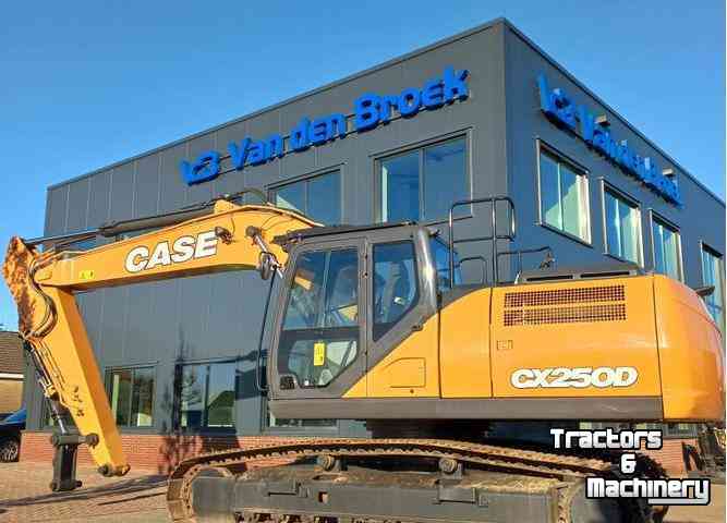 Excavator tracks Case CX 250 D