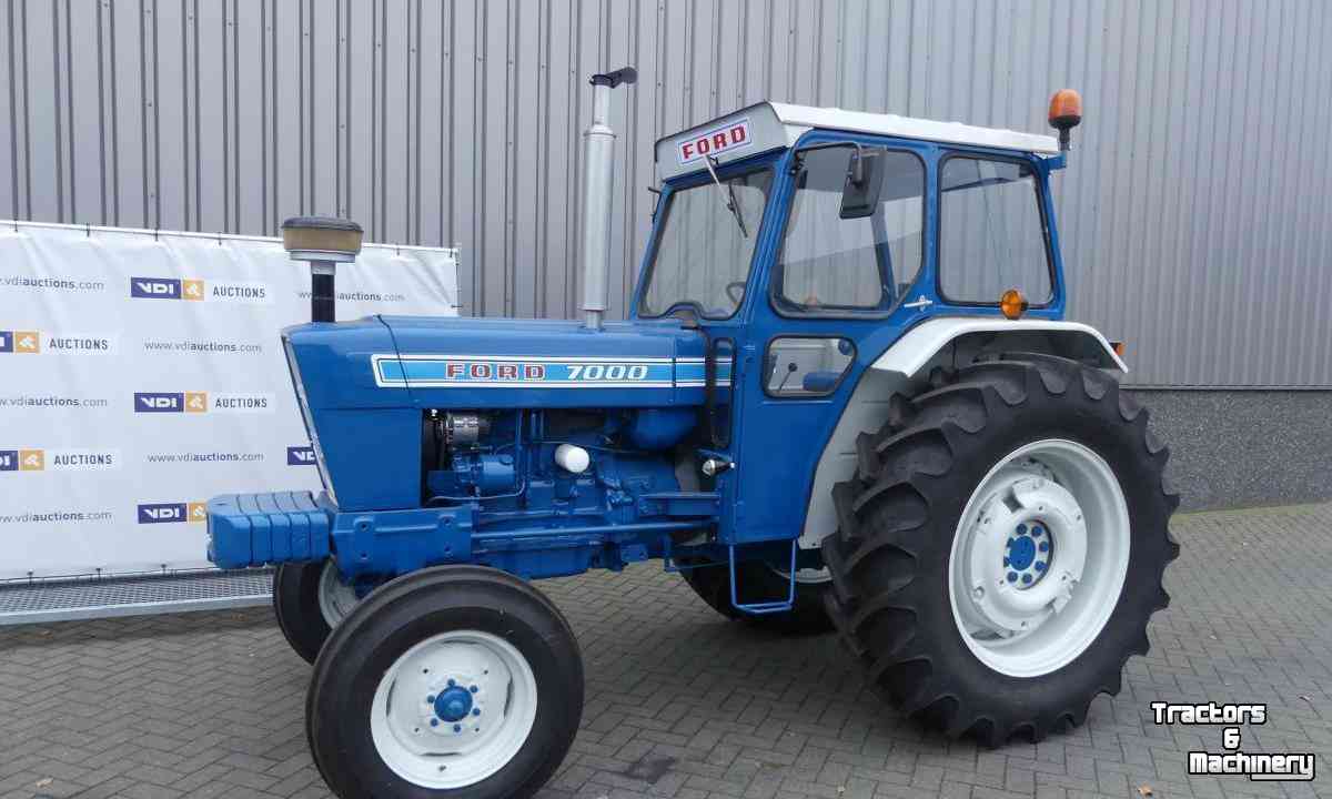 Tractors Ford 7000