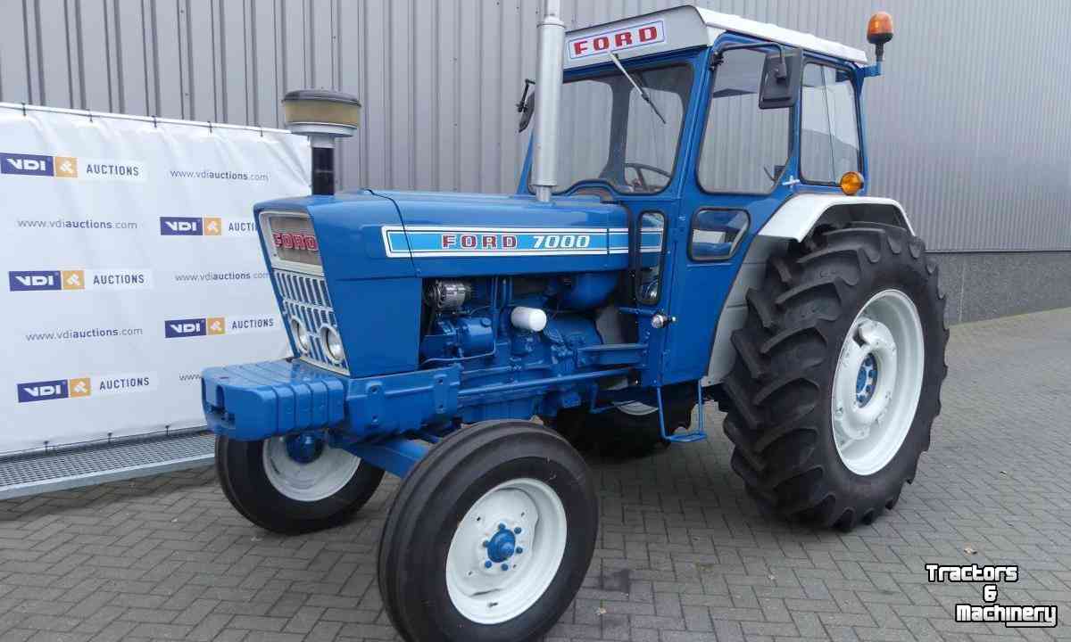 Tractors Ford 7000