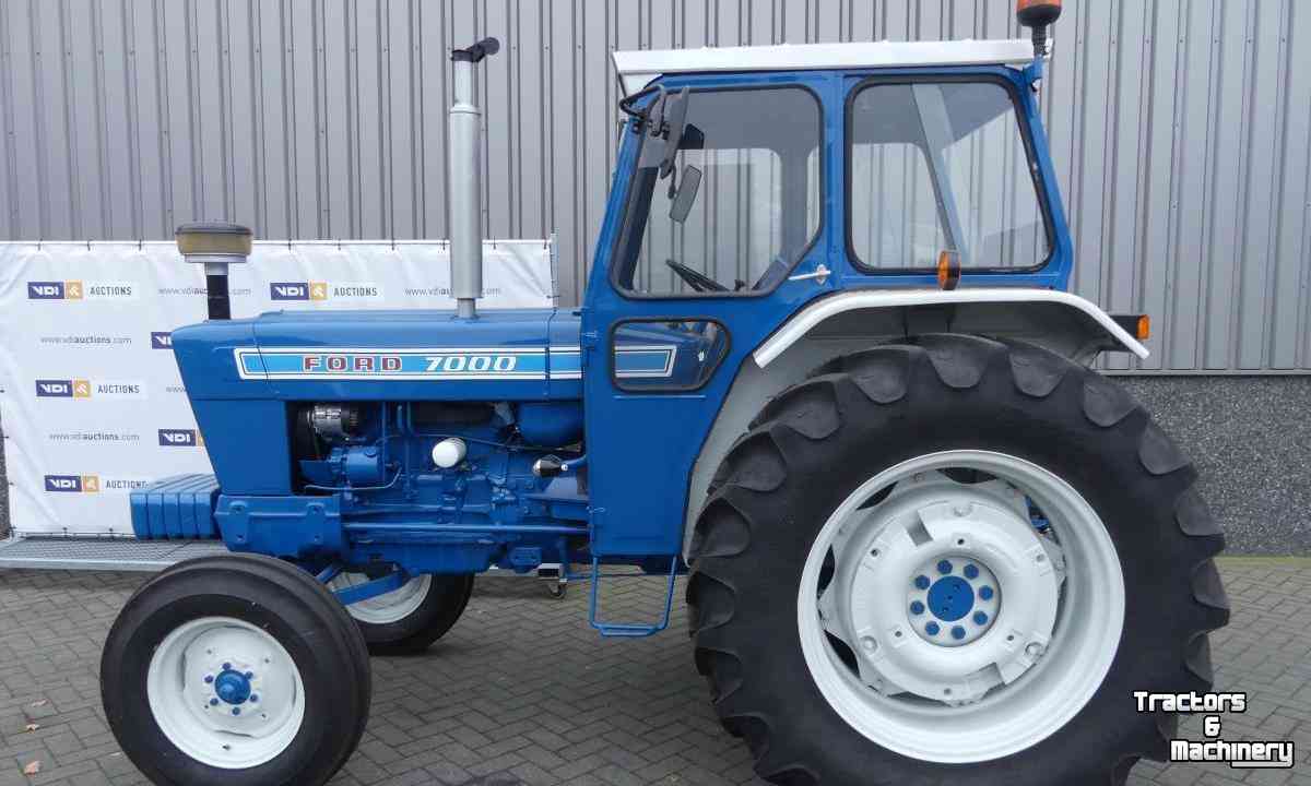 Tractors Ford 7000