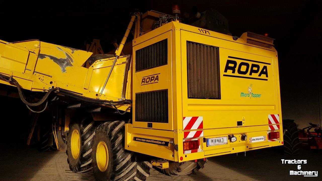 Sugar beet harvester Ropa Tiger V8-4