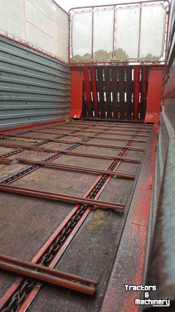 Self-loading wagon Taarup 1030