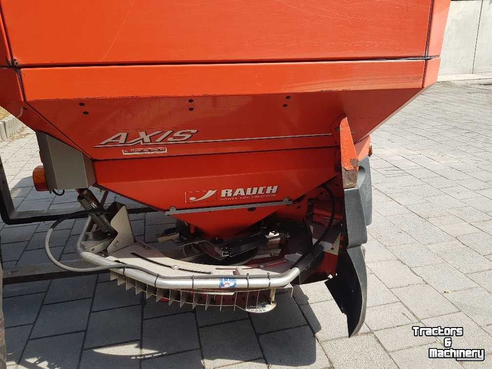 Fertilizer spreader Rauch Axcis  50.1 W