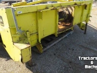 Cornhead John Deere 666 6ROW CHAINHEAD CORNHEAD ONTARIO CAN