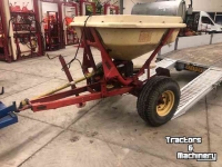 Fertilizer spreader Vicon 954