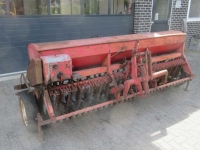 Seed drill Saxonia A201 Zaaimachine 32 pijpen