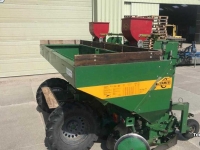 Potato planter Cramer Junior Super F Aardappelpootmachine