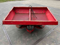 Fertilizer spreader Lely kunstmeststrooier dungelstreuer