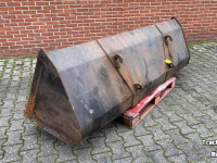 Loading buckets  Grondbak 2.20 EURO