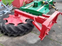 Feed sweeper wheel  voerveegband voorlader