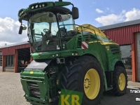 Forage-harvester John Deere 8500i Veldhakselaar Selfpropelled Forage Harvester