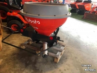 Fertilizer spreader Kubota VS330 pendelstrooier - kunstmeststrooier - zoutstrooier