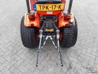 Horticultural Tractors Kubota B7100  compact traktor met voorlader