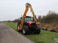 Mowing arm Massey Ferguson 7480 met Herder Grenadier MBK513LS